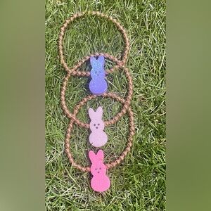 BRAND NEW WITH TAGS Easter Bunny Beaded Stretch Bracelet
